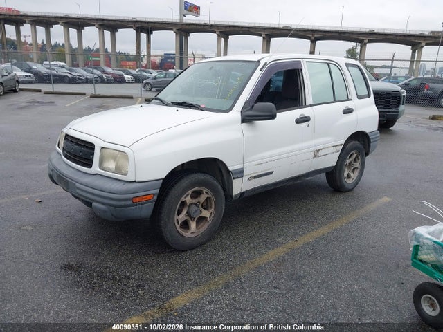 40090351 :رقم المزاد ، 2CNBJ13C7X6927110 vin ، 1999 Chevrolet Tracker مزاد بيع