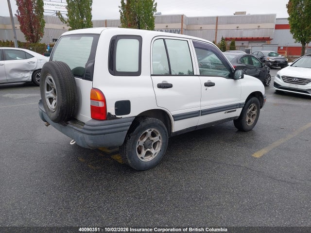 40090351 :رقم المزاد ، 2CNBJ13C7X6927110 vin ، 1999 Chevrolet Tracker مزاد بيع