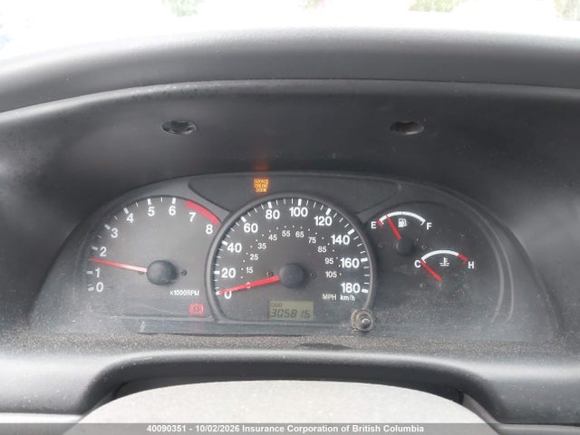 40090351 :رقم المزاد ، 2CNBJ13C7X6927110 vin ، 1999 Chevrolet Tracker مزاد بيع