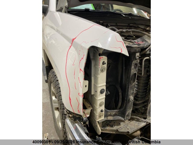 Продажа на аукционе авто 2015 Chevrolet Silverado K1500 Lt, vin: 3GCUKREC3FG260545, номер лота: 40090361