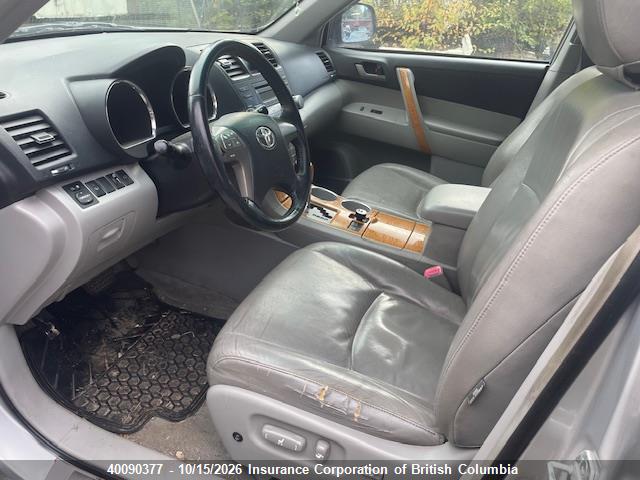 2009 Toyota Highlander Hybrid მანქანა იყიდება აუქციონზე, vin: JTEEW41AX92036455, აუქციონის ნომერი: 40090377