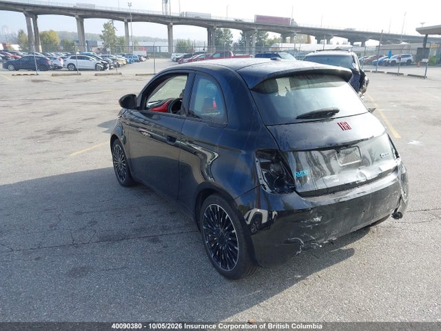 Fiat 500e Red 2024 ZFAFFAA45RX220150 Image 3