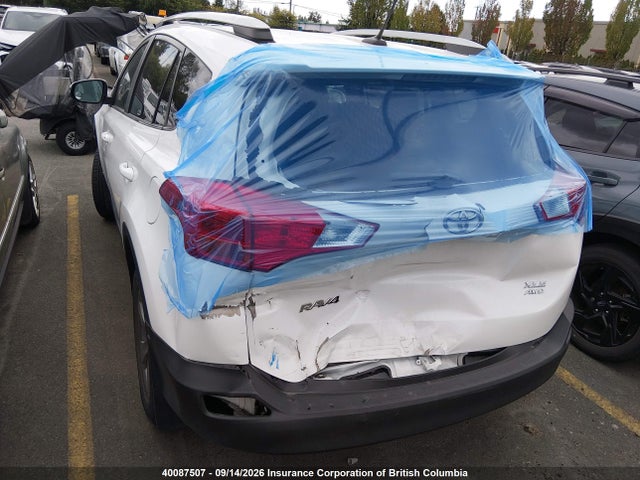 Продажа на аукционе авто 2015 Toyota Rav4 Xle, vin: 2T3RFREV4FW280024, номер лота: 40087507