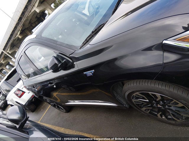 40087414 :رقم المزاد ، JA4J24A59JZ611975 vin ، 2018 Mitsubishi Outlander Se/gt مزاد بيع