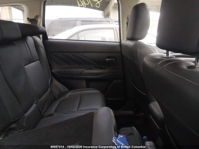 40087414 :رقم المزاد ، JA4J24A59JZ611975 vin ، 2018 Mitsubishi Outlander Se/gt مزاد بيع