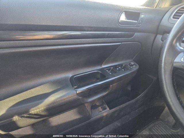 40090393 :رقم المزاد ، 3VWTL8AJ4AM619125 vin ، 2010 Volkswagen Golf مزاد بيع