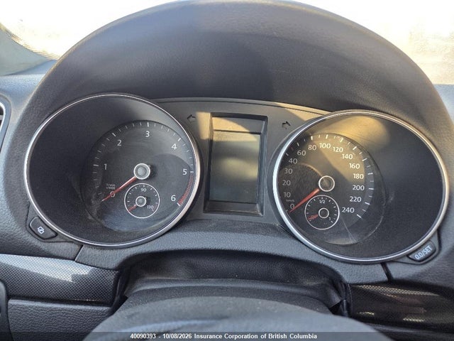 40090393 :رقم المزاد ، 3VWTL8AJ4AM619125 vin ، 2010 Volkswagen Golf مزاد بيع