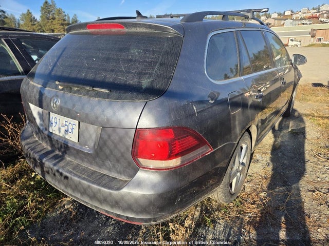 40090393 :رقم المزاد ، 3VWTL8AJ4AM619125 vin ، 2010 Volkswagen Golf مزاد بيع