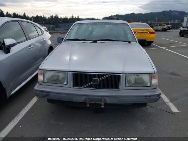40090399 :رقم المزاد ، YV1FX8854L3285299 vin ، 1990 Volvo 740 مزاد بيع