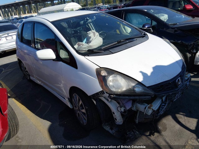 Продажа на аукционе авто 2013 Honda Fit Sport, vin: LUCGE8G76D3000487, номер лота: 40087571