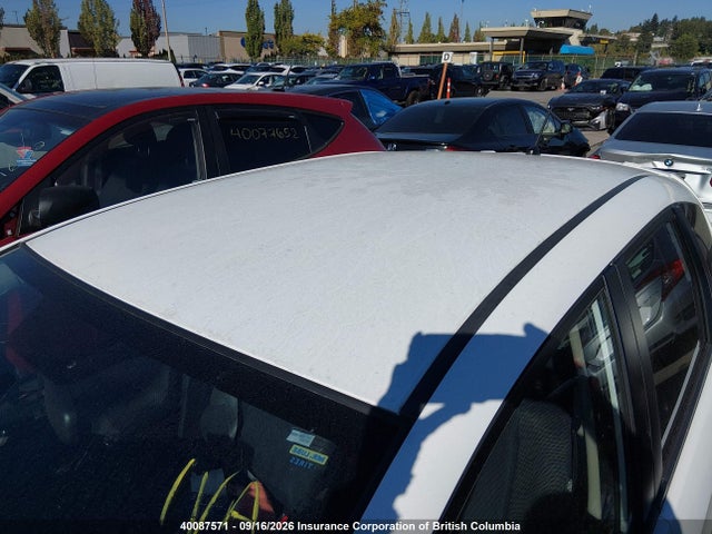 40087571 :رقم المزاد ، LUCGE8G76D3000487 vin ، 2013 Honda Fit Sport مزاد بيع