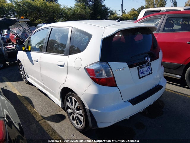 40087571 :رقم المزاد ، LUCGE8G76D3000487 vin ، 2013 Honda Fit Sport مزاد بيع