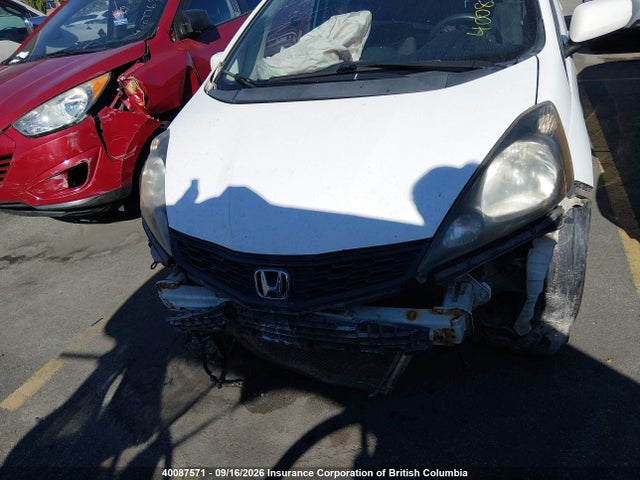 40087571 :رقم المزاد ، LUCGE8G76D3000487 vin ، 2013 Honda Fit Sport مزاد بيع