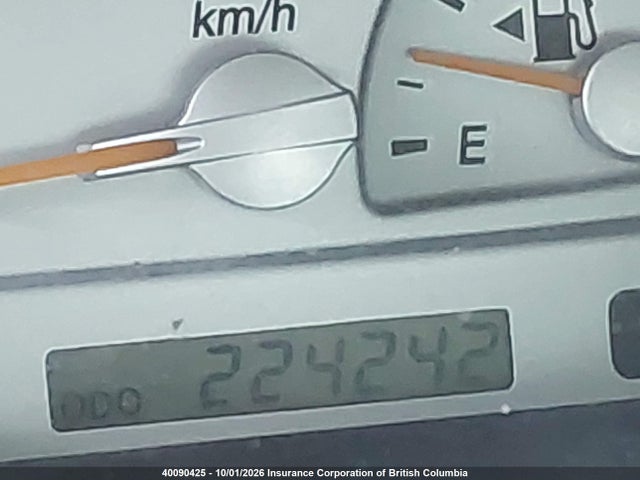 40090425 :رقم المزاد ، JTDBE30K830170995 vin ، 2003 Toyota Camry مزاد بيع