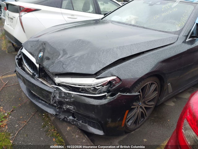 BMW 530 XI 2018 WBAJA7C58JWA72399 Image 2