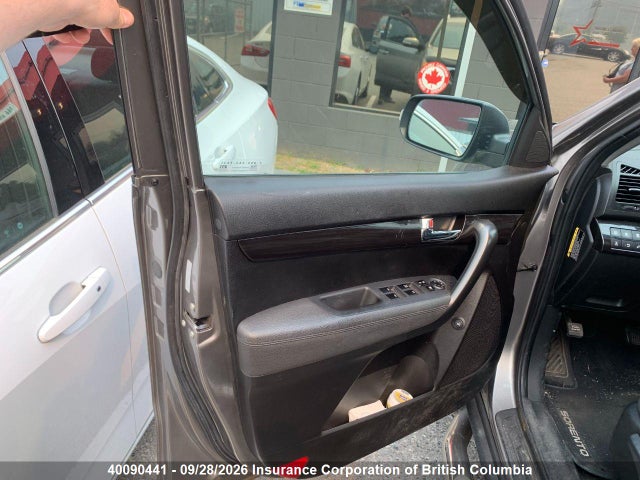 Продажа на аукционе авто 2012 Kia Sorento Lx, vin: 5XYKTCA69CG261680, номер лота: 40090441