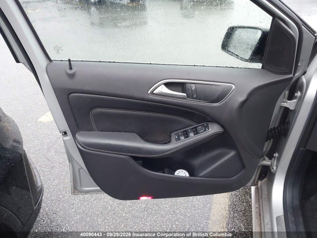 Mercedes-Benz B250 2014 WDDMH4EB2EJ214099 Image 22