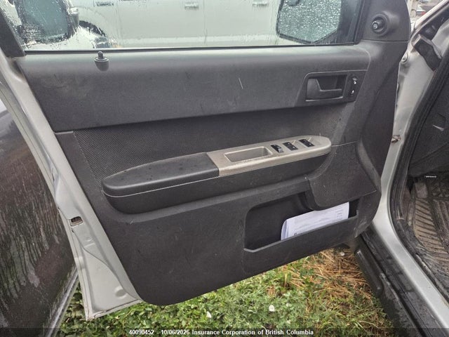 Продаж на аукціоні авто 2009 Ford Escape Xlt, vin: 1FMCU93G29KB38795, номер лоту: 40090452
