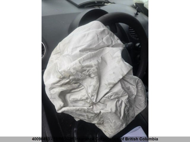 40090493 :رقم المزاد ، 3VWRF21Y16M330772 vin ، 2006 Volkswagen New Beetle Convertible 2.5l مزاد بيع
