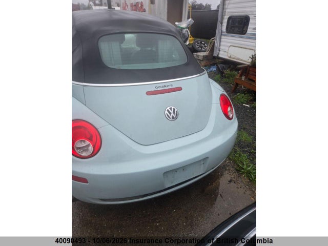 40090493 :رقم المزاد ، 3VWRF21Y16M330772 vin ، 2006 Volkswagen New Beetle Convertible 2.5l مزاد بيع