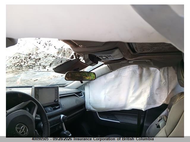40090505 :رقم المزاد ، 2T3R1RFV8MC172209 vin ، 2021 Toyota Rav4 مزاد بيع