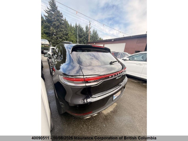 Porsche Macan 2019 WP1AB2A55KLB33048 Image 3
