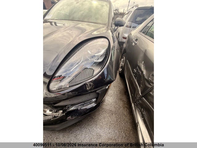 Porsche Macan 2019 WP1AB2A55KLB33048 Image 8