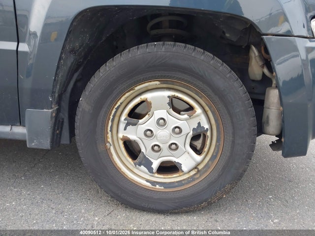 Продажа на аукционе авто 2008 Jeep Patriot Sport, vin: 1J8FT28008D762551, номер лота: 40090512