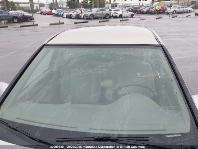 2001 Honda Civic მანქანა იყიდება აუქციონზე, vin: 2HGES16601H930870, აუქციონის ნომერი: 40090520
