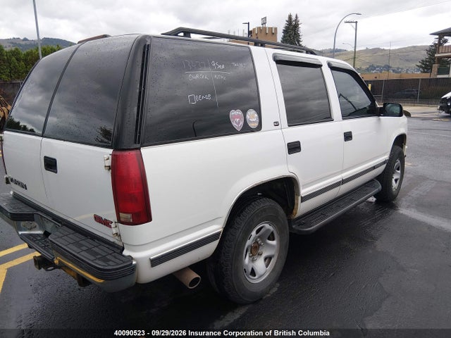 40090523 :رقم المزاد ، 1GKEK13R6XJ801752 vin ، 1999 Gmc Yukon مزاد بيع