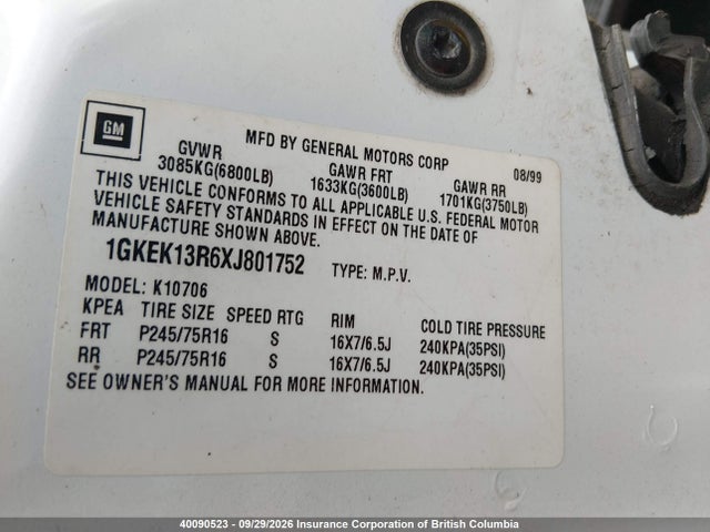 40090523 :رقم المزاد ، 1GKEK13R6XJ801752 vin ، 1999 Gmc Yukon مزاد بيع