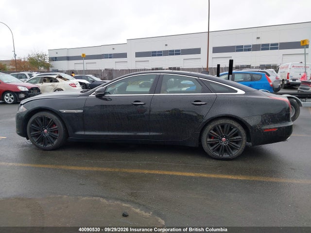 2017 Jaguar Xj მანქანა იყიდება აუქციონზე, vin: SAJXJ1GDXH8W05314, აუქციონის ნომერი: 40090530