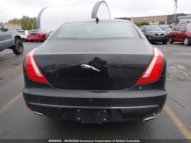 2017 Jaguar Xj მანქანა იყიდება აუქციონზე, vin: SAJXJ1GDXH8W05314, აუქციონის ნომერი: 40090530