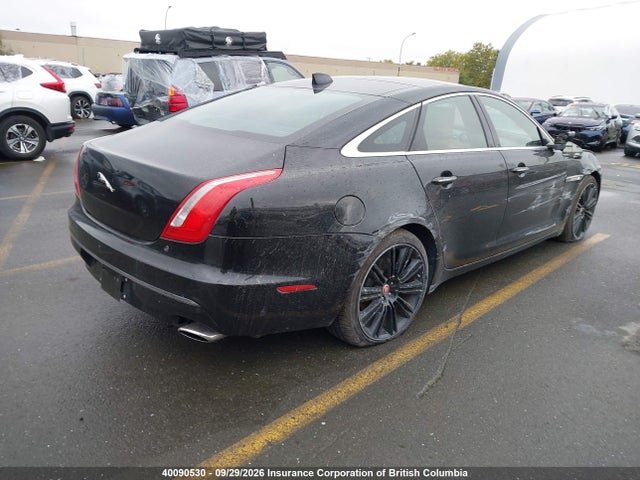 2017 Jaguar Xj მანქანა იყიდება აუქციონზე, vin: SAJXJ1GDXH8W05314, აუქციონის ნომერი: 40090530