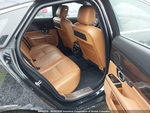 2017 Jaguar Xj მანქანა იყიდება აუქციონზე, vin: SAJXJ1GDXH8W05314, აუქციონის ნომერი: 40090530