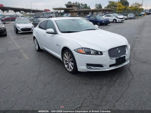 40090536 :رقم المزاد ، SAJXJ0EFXD8S89003 vin ، 2013 Jaguar Xf مزاد بيع