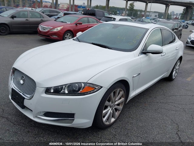 40090536 :رقم المزاد ، SAJXJ0EFXD8S89003 vin ، 2013 Jaguar Xf مزاد بيع