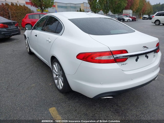 40090536 :رقم المزاد ، SAJXJ0EFXD8S89003 vin ، 2013 Jaguar Xf مزاد بيع