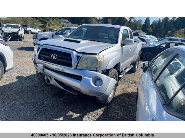 40090605 :رقم المزاد ، 5TEUU42N85Z070438 vin ، 2005 Toyota Tacoma Access Cab مزاد بيع