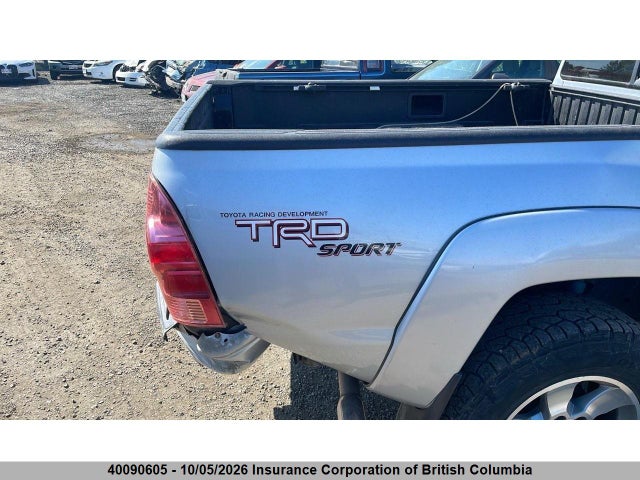 40090605 :رقم المزاد ، 5TEUU42N85Z070438 vin ، 2005 Toyota Tacoma Access Cab مزاد بيع