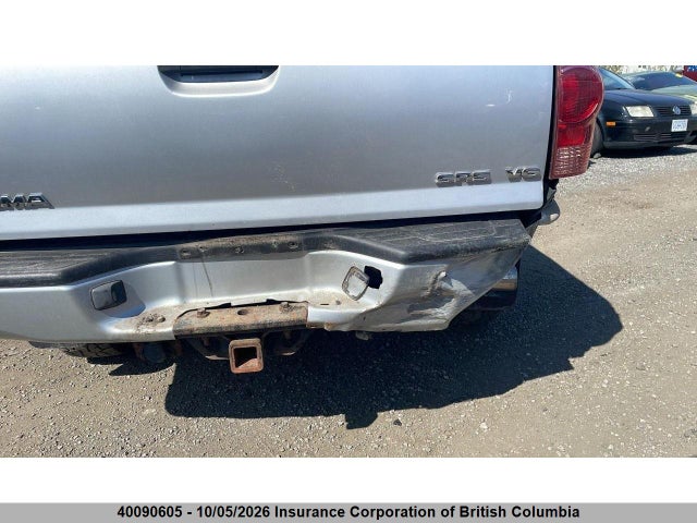 40090605 :رقم المزاد ، 5TEUU42N85Z070438 vin ، 2005 Toyota Tacoma Access Cab مزاد بيع