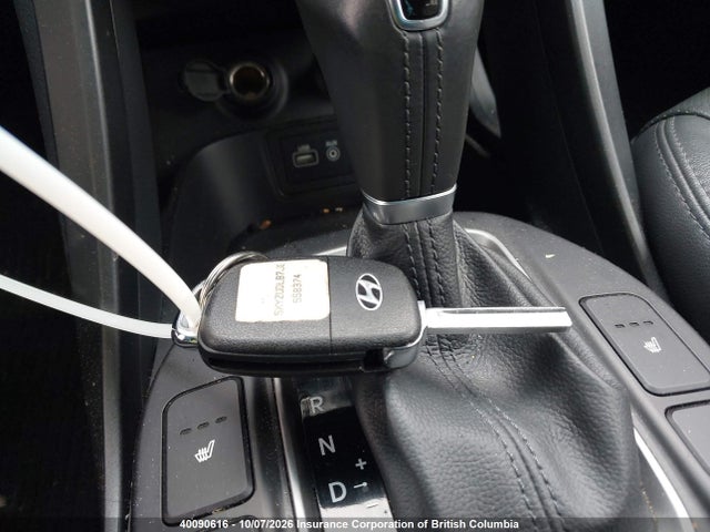 Продажа на аукционе авто 2018 Hyundai Santa Fe Sport, vin: 5XYZUDLB7JG558374, номер лота: 40090616