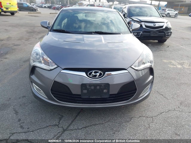 2013 Hyundai Veloster მანქანა იყიდება აუქციონზე, vin: KMHTC6ADXDU087103, აუქციონის ნომერი: 40090631