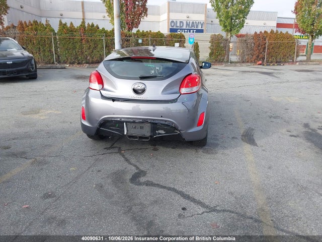 2013 Hyundai Veloster მანქანა იყიდება აუქციონზე, vin: KMHTC6ADXDU087103, აუქციონის ნომერი: 40090631