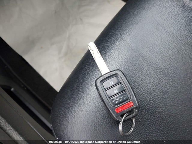 Продажа на аукционе авто 2014 Honda Cr-v, vin: 2HKRM4H7XEH121200, номер лота: 40090638