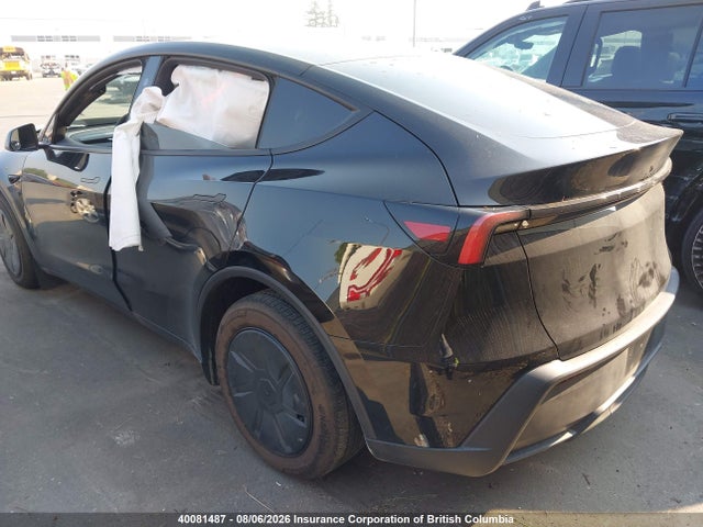 Tesla Model Y Standard Range 2026 XP7YGDFD0TB870321 Image 3