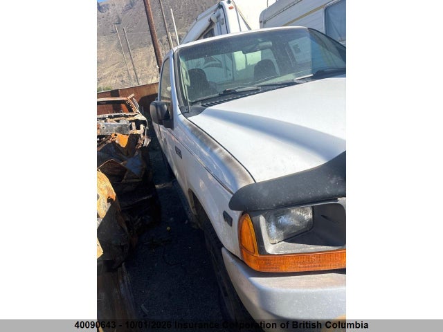 40090643 :رقم المزاد ، 1FTNF21L01EC74229 vin ، 2001 Ford F250 مزاد بيع