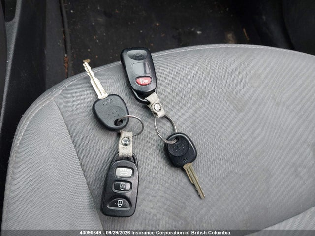 2013 Hyundai Elantra Gl მანქანა იყიდება აუქციონზე, vin: 5NPDH4AE2DH209129, აუქციონის ნომერი: 40090649