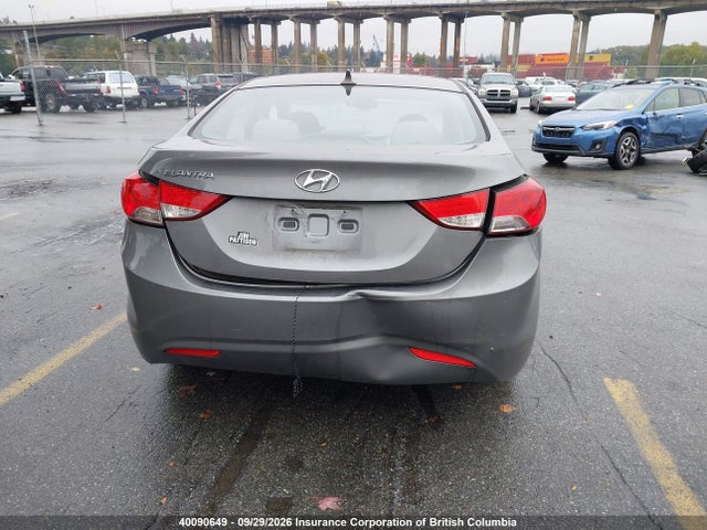 2013 Hyundai Elantra Gl მანქანა იყიდება აუქციონზე, vin: 5NPDH4AE2DH209129, აუქციონის ნომერი: 40090649