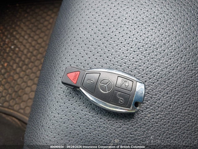 40090654 :رقم المزاد ، WDCGG8HB3AF399610 vin ، 2010 Mercedes-benz Glk 350 4matic مزاد بيع